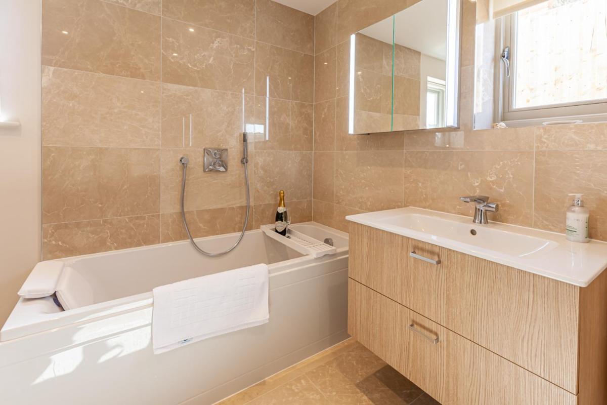 Choseley Cottage - Norfolk Cottage Agency Docking Buitenkant foto