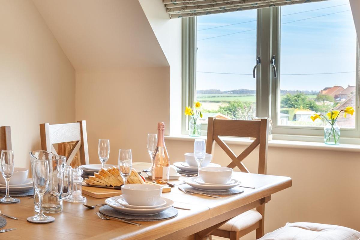 Choseley Cottage - Norfolk Cottage Agency Docking Buitenkant foto